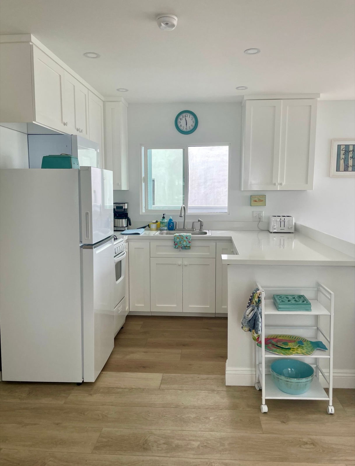 The Jewel — kitchen