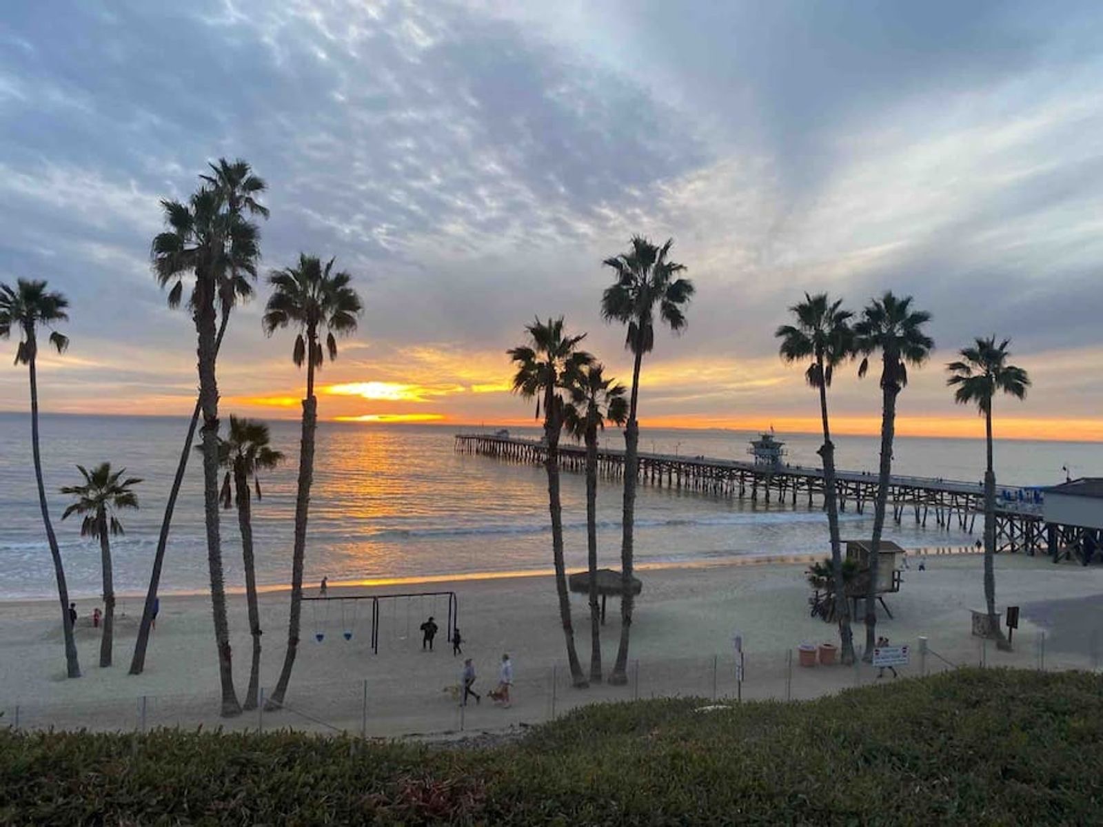 San Clemente's Jewel (Unit D) — pier sunset