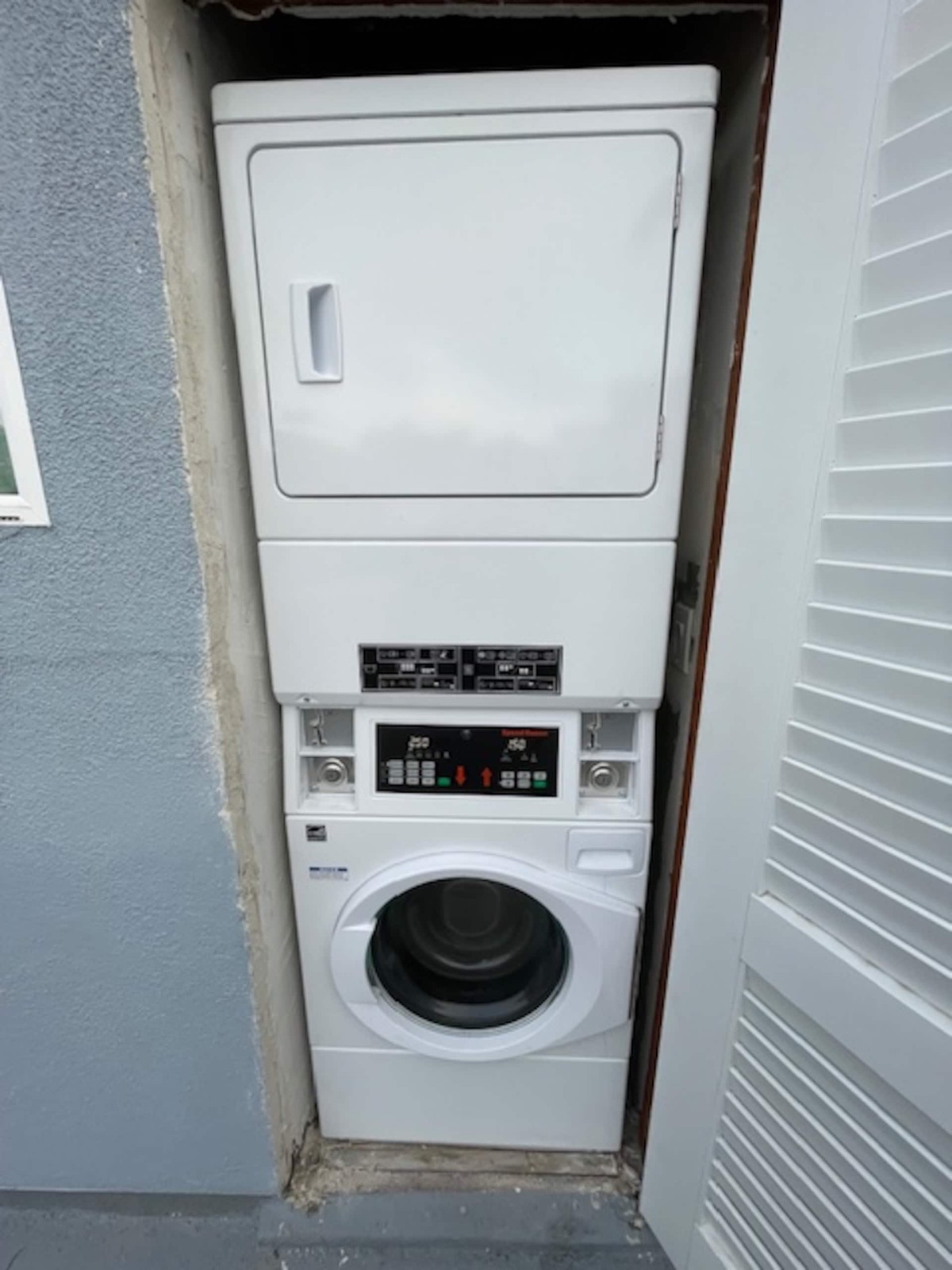San Clemente's Jewel (Unit D): laundry