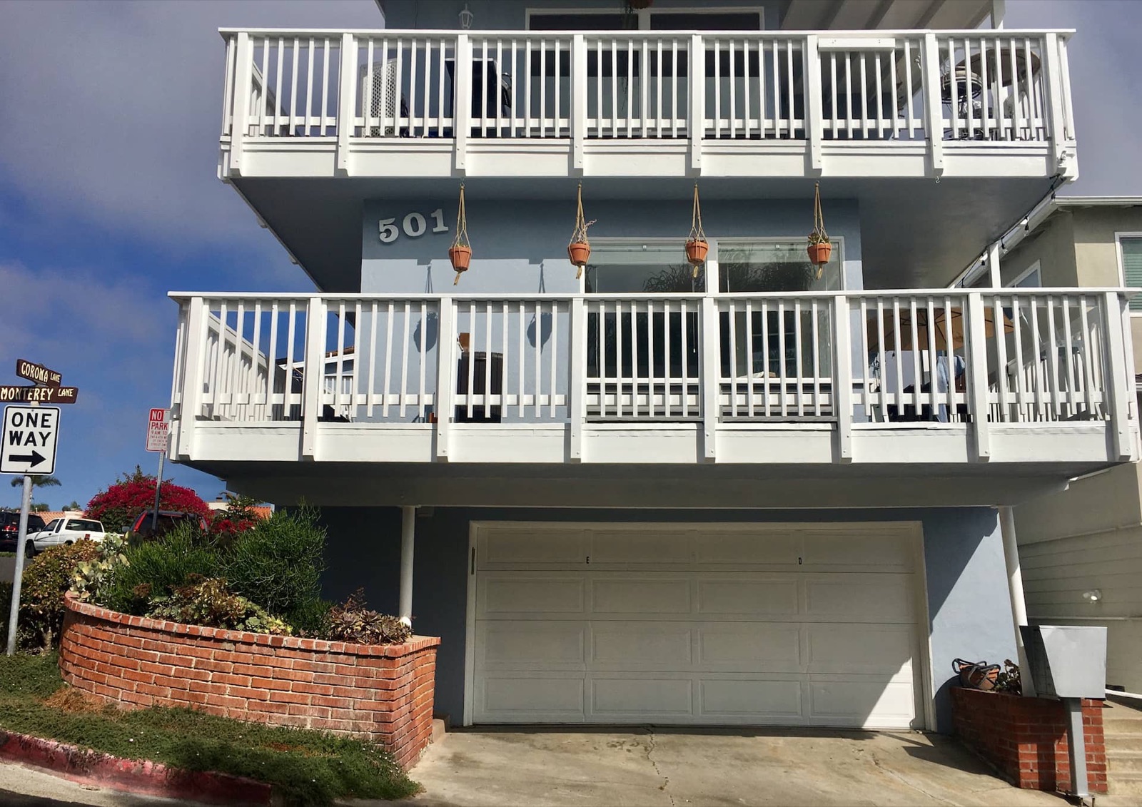 San Clemente's Jewel (Unit D): garage exterior