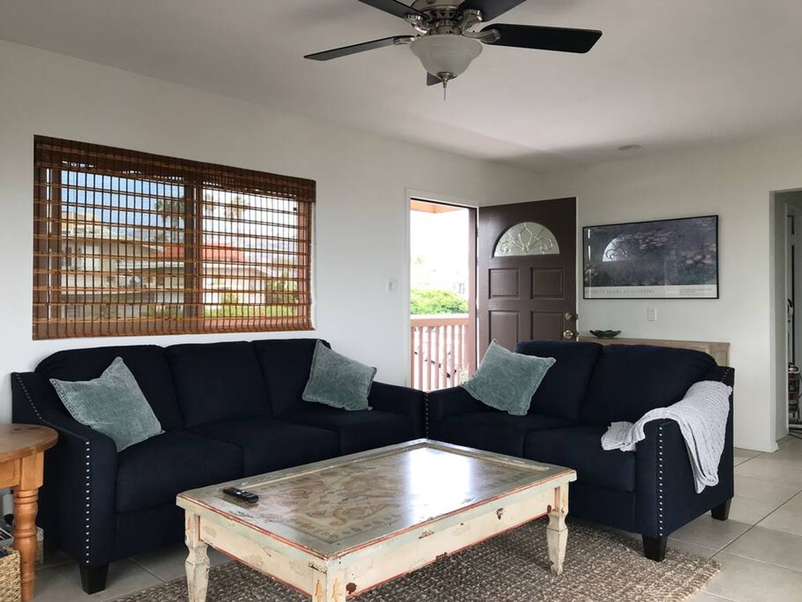 The Retreat (Unit E) — living room