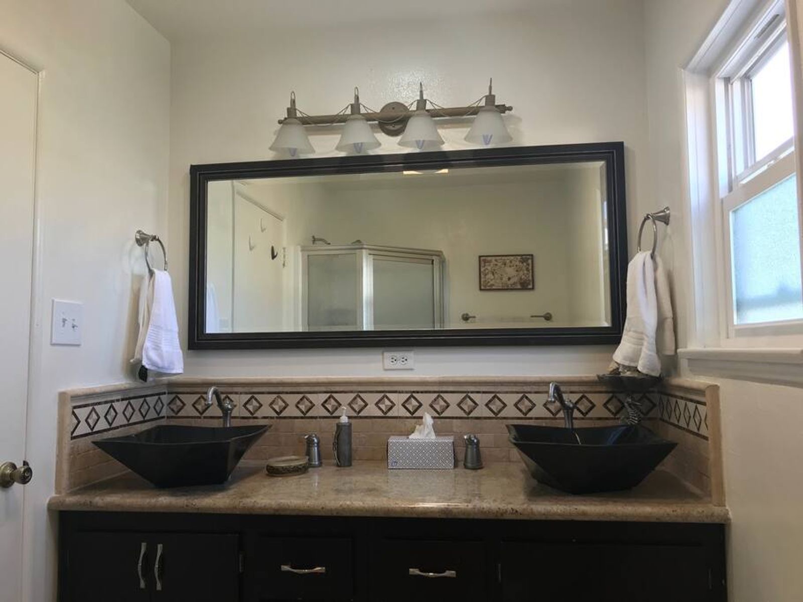 The Retreat (Unit E) — bathroom